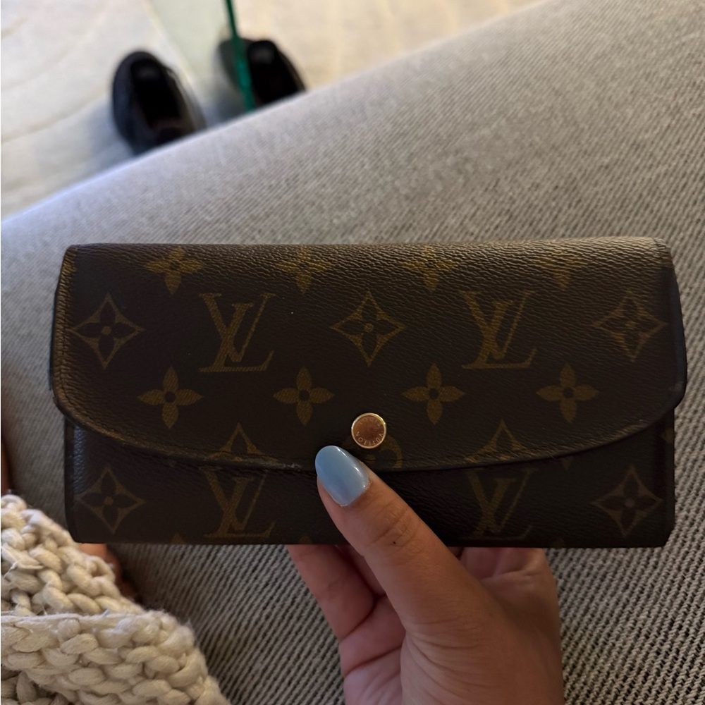 LV emilie wallet fuschia